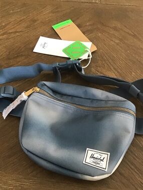 Herschel Supply Co. Settlement Hip/waist/shoulder Pack